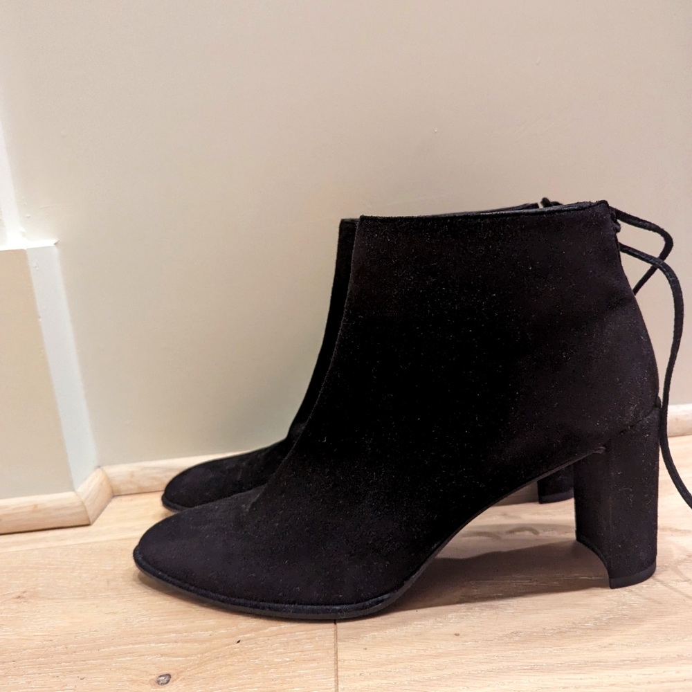 Stuart Weitzman booties